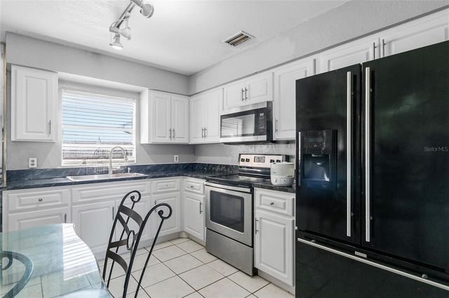 230 ROOSEVELT SQUARE, Oviedo, FL 32765