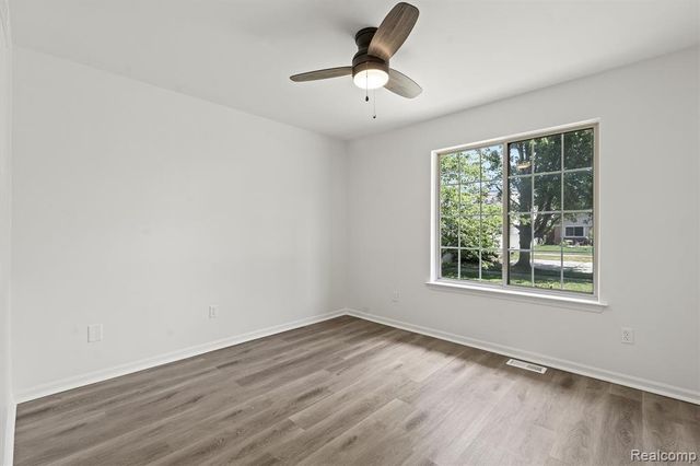 13416 Mcguire Street, Taylor, MI 48180