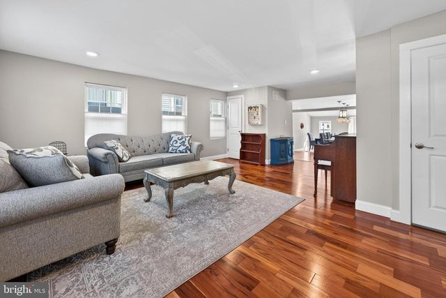 54 HANOVER ST., Pemberton, NJ 08068