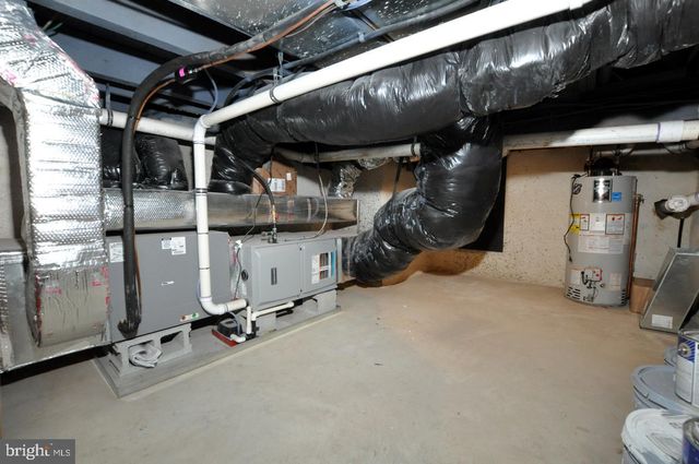 54 HANOVER ST., Pemberton, NJ 08068