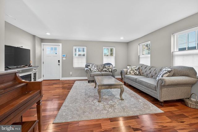 54 HANOVER ST., Pemberton, NJ 08068