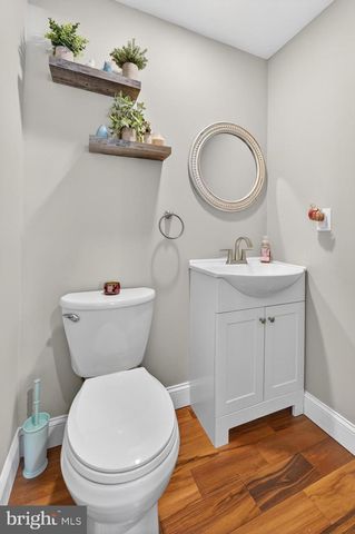 54 HANOVER ST., Pemberton, NJ 08068