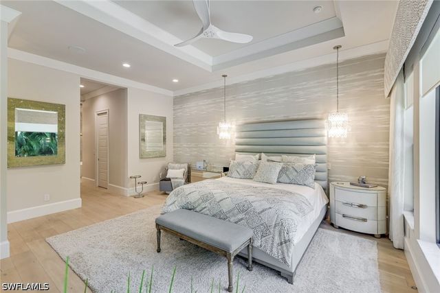760 Park Shore DR, Naples, FL 34103
