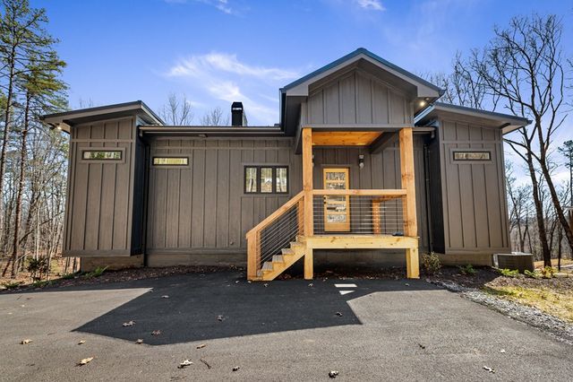 456 Sowers Road, Blue Ridge, GA 30513