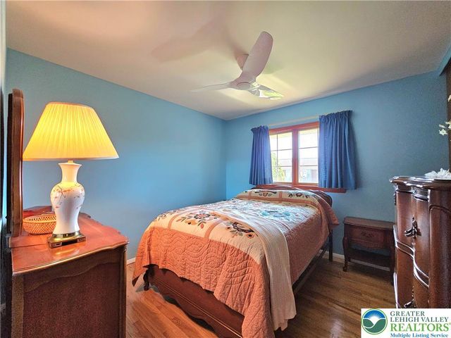 3933 Norfolk Drive, Bethlehem Twp, PA 18020