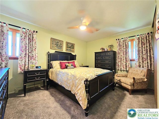 3933 Norfolk Drive, Bethlehem Twp, PA 18020