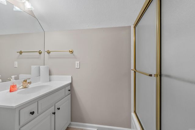 5 Kings Row, Hot Springs, AR 71901