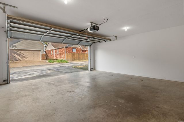 5 Kings Row, Hot Springs, AR 71901