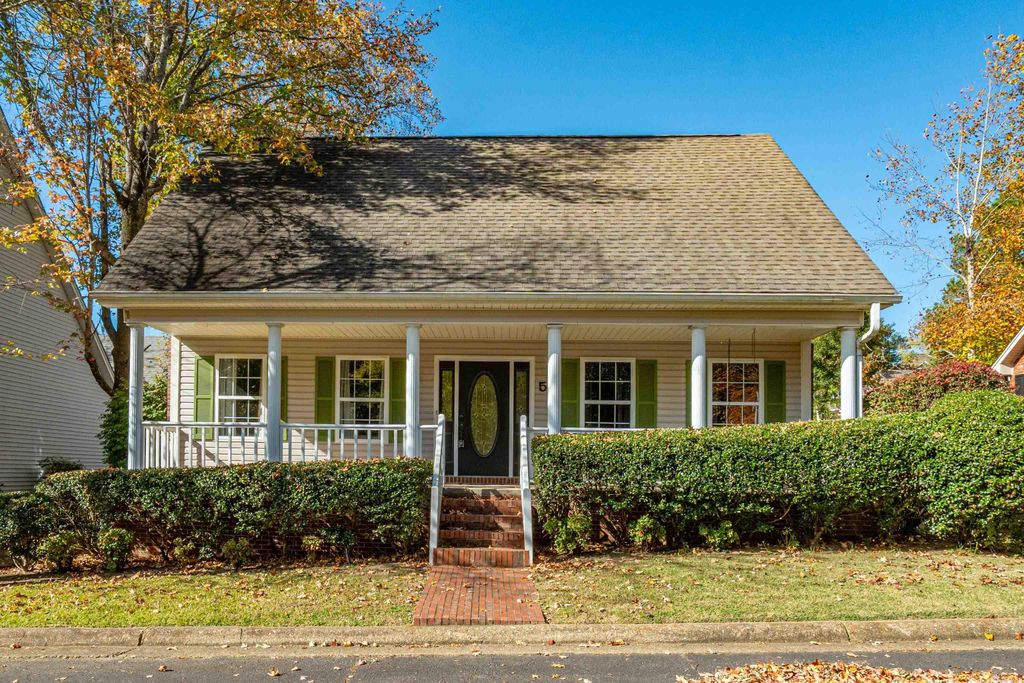 5 Kings Row, Hot Springs, AR 71901