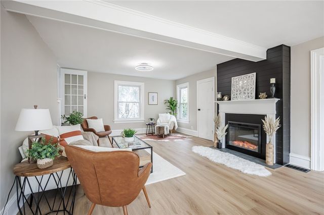 127 Lake Avenue, Parma, NY 14468