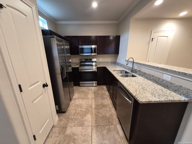 6407 Luglio Ln Unit 101, San Antonio, TX 78233
