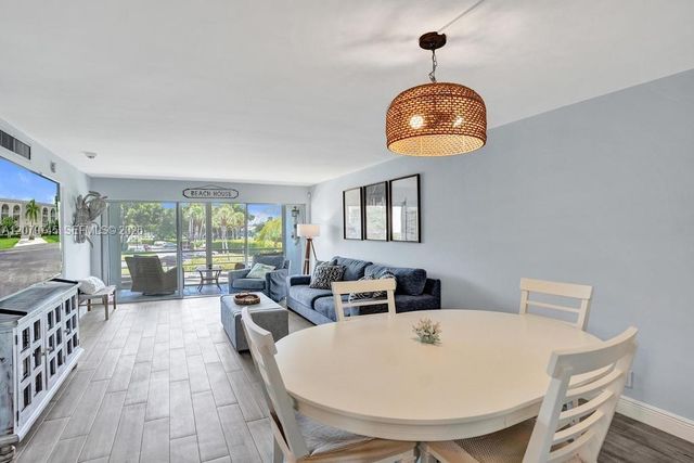 769 Jeffery Street 2-205, Boca Raton, FL 33487