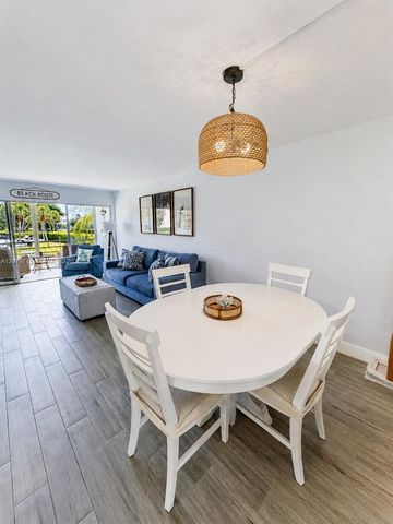 769 Jeffery Street 2-205, Boca Raton, FL 33487