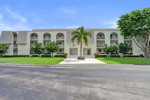 769 Jeffery Street 2-205, Boca Raton, FL 33487