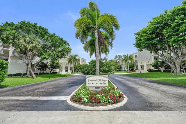 769 Jeffery Street 2-205, Boca Raton, FL 33487