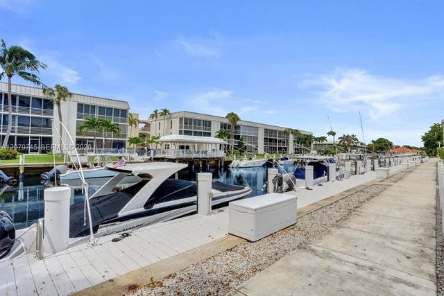 769 Jeffery Street 2-205, Boca Raton, FL 33487
