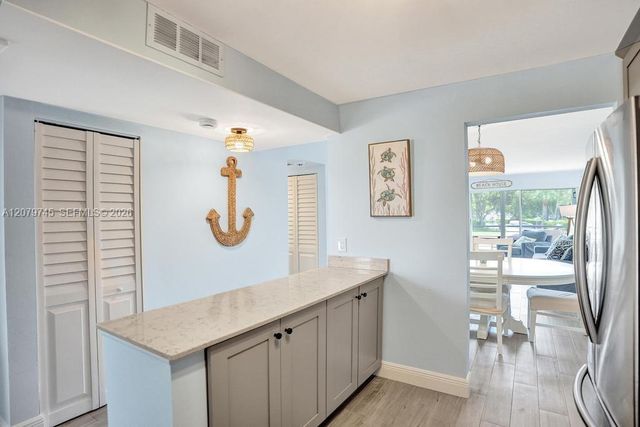 769 Jeffery Street 2-205, Boca Raton, FL 33487