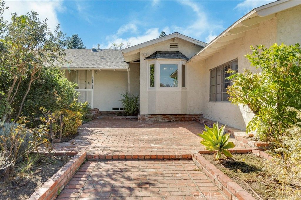 10423 Irondale Avenue, Chatsworth, CA 91311 — exterior