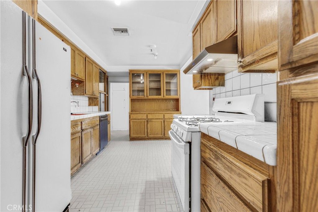 10423 Irondale Avenue, Chatsworth, CA 91311 — photo 5