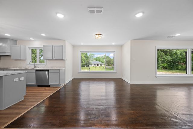 508 E Melton St., Longview, TX 75602