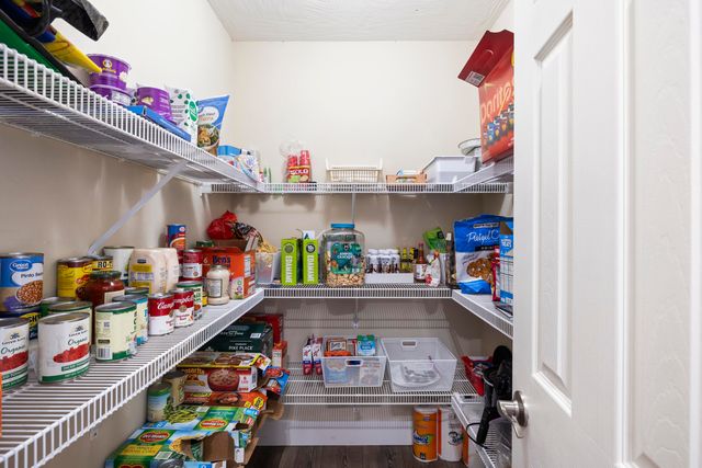 2915 N 25th Street, Ozark, MO 65721