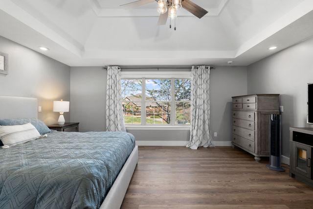 2915 N 25th Street, Ozark, MO 65721