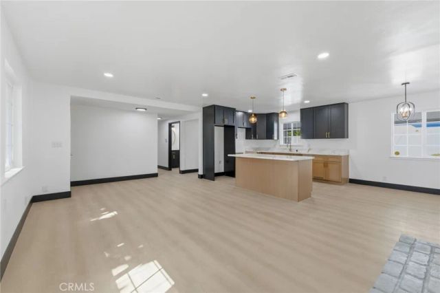 1915 Ervilla, Pomona, CA 91767