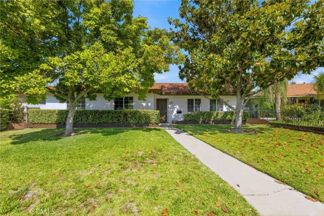 1915 Ervilla, Pomona, CA 91767