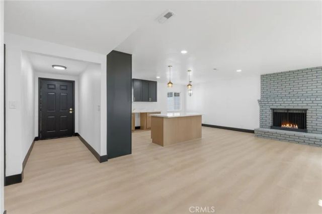 1915 Ervilla, Pomona, CA 91767