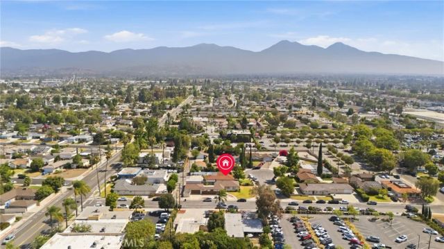 1915 Ervilla, Pomona, CA 91767