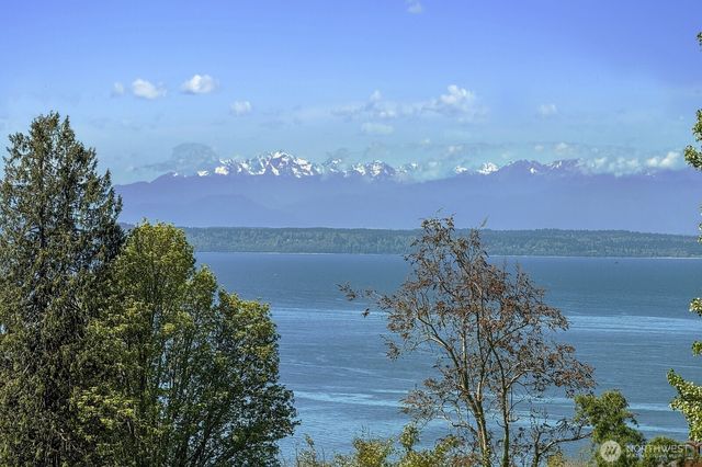 16209 70th Place W, Edmonds, WA 98026