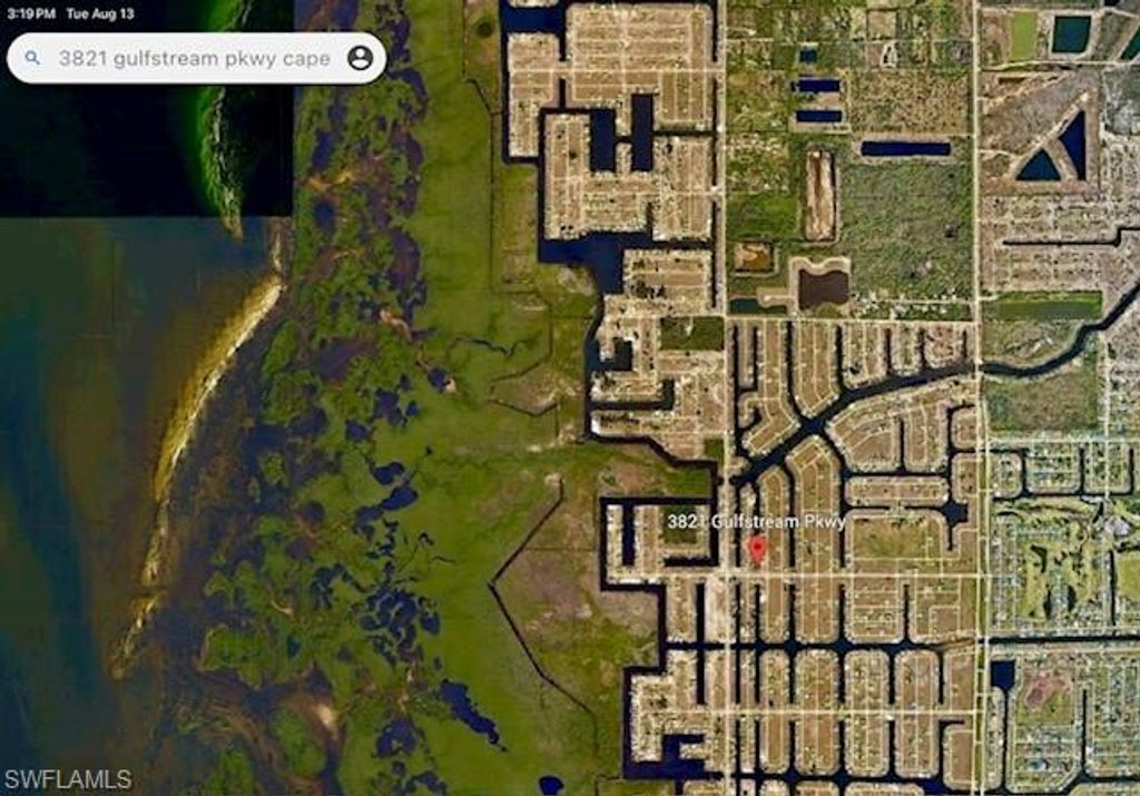 Image 7 of property listing at 3821 Gulfstream PKWY, Cape Coral, FL 33993