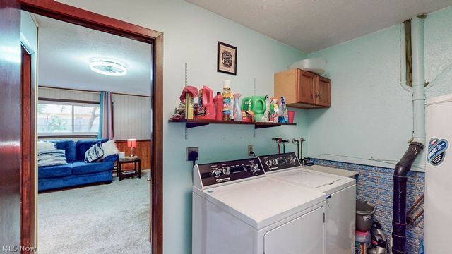 38667 Chestnut Ridge Road, Elyria, OH 44035