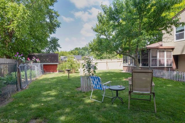 38667 Chestnut Ridge Road, Elyria, OH 44035