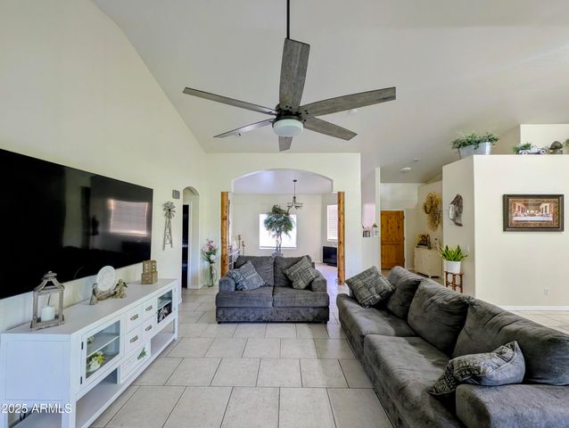 18145 E CHERRY HILLS Place, Queen Creek, AZ 85142