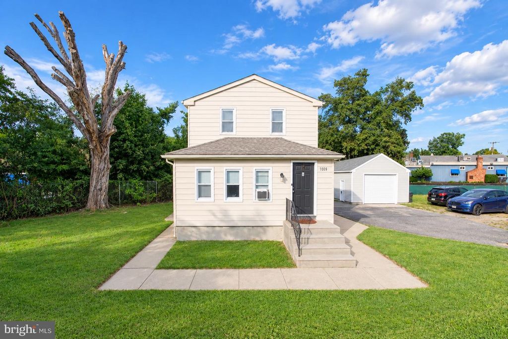 1009 HESSIAN, West Deptford, NJ 08093 — exterior