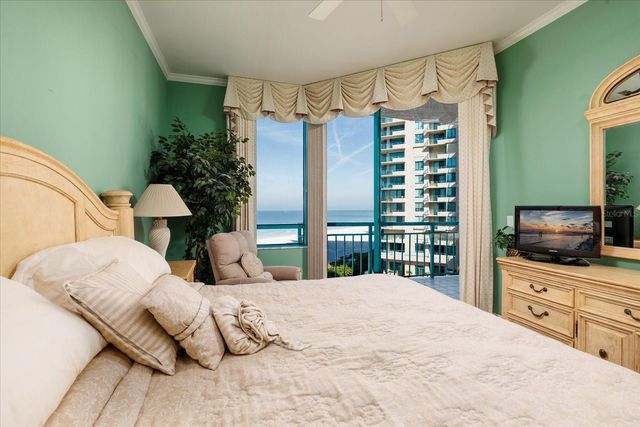 1560 GULF BOULEVARD 604, Clearwater Beach, FL 33767