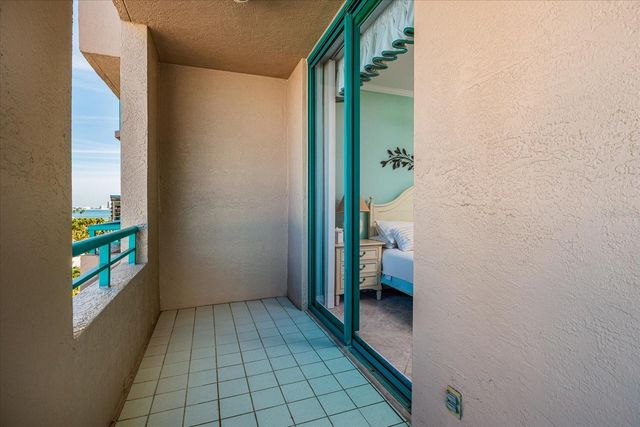 1560 GULF BOULEVARD 604, Clearwater Beach, FL 33767