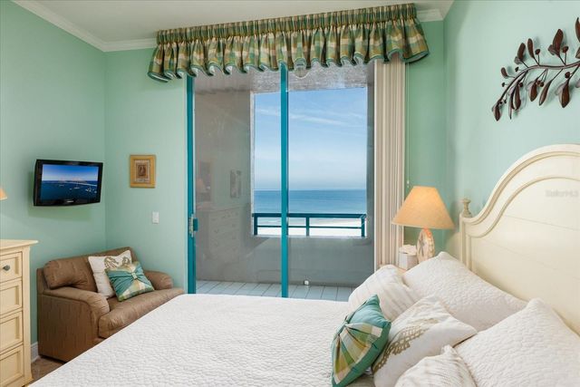 1560 GULF BOULEVARD 604, Clearwater Beach, FL 33767