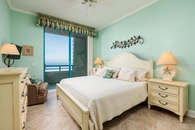 1560 GULF BOULEVARD 604, Clearwater Beach, FL 33767