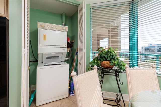 1560 GULF BOULEVARD 604, Clearwater Beach, FL 33767