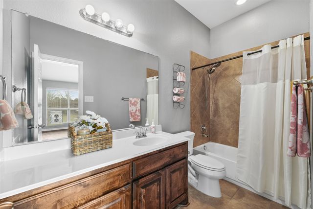 101 Paddock Lane, Mclendon Chisholm, TX 75032