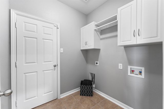 101 Paddock Lane, Mclendon Chisholm, TX 75032