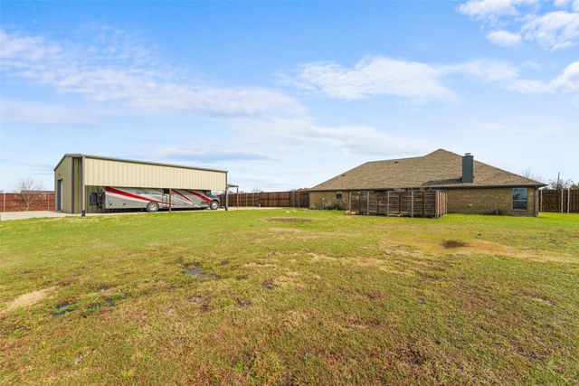 101 Paddock Lane, Mclendon Chisholm, TX 75032
