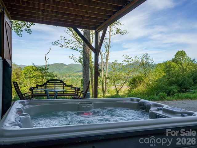 345 Moorehill Drive, Waynesville, NC 28786