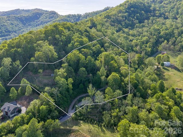 345 Moorehill Drive, Waynesville, NC 28786