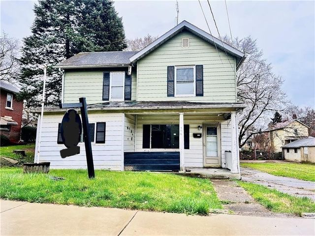 506 E Division St, New Castle, PA 16101