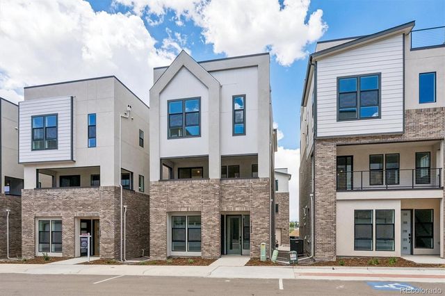 11472 E Briarwood Circle, Centennial, CO 80112