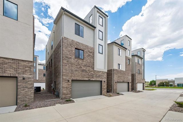 11472 E Briarwood Circle, Centennial, CO 80112