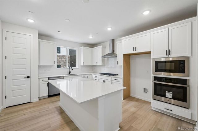 11472 E Briarwood Circle, Centennial, CO 80112